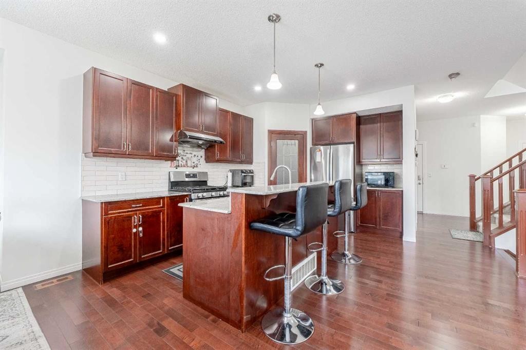 482 Skyview Ranch Way Ne, Calgary, AB - Indoor Photo Showing Kitchen With Upgraded Kitchen