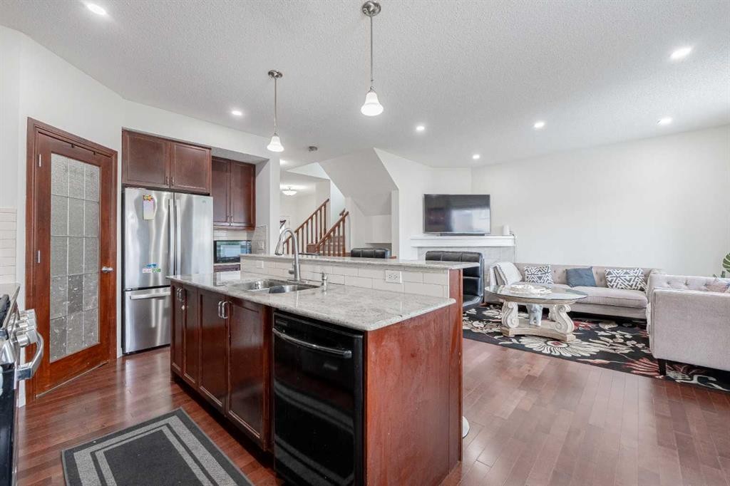 482 Skyview Ranch Way Ne, Calgary, AB - Indoor Photo Showing Kitchen With Double Sink With Upgraded Kitchen