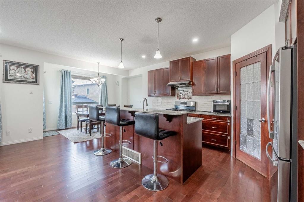 482 Skyview Ranch Way Ne, Calgary, AB - Indoor Photo Showing Kitchen With Upgraded Kitchen