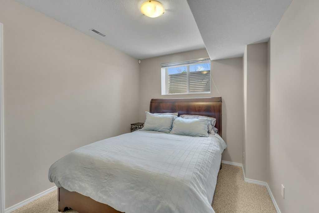 101 Valley Creek Place Nw, Calgary, AB - Indoor Photo Showing Bedroom