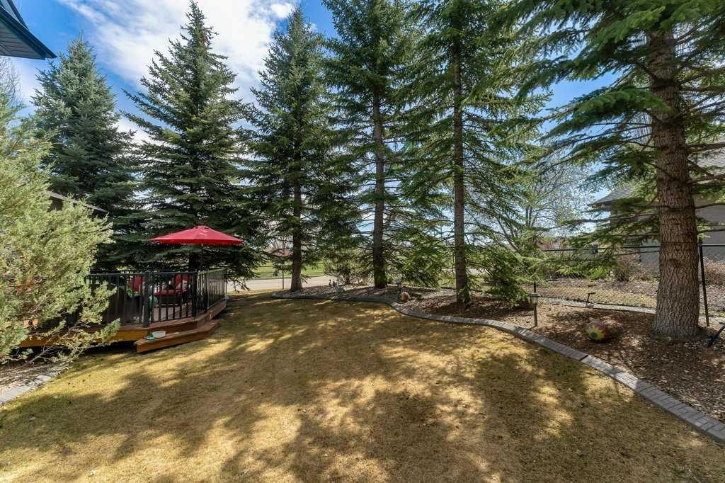 101 Valley Creek Place Nw, Calgary, AB - Outdoor
