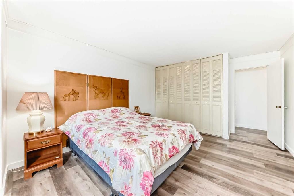 8-714 Willow Park Drive Se, Calgary, AB - Indoor Photo Showing Bedroom