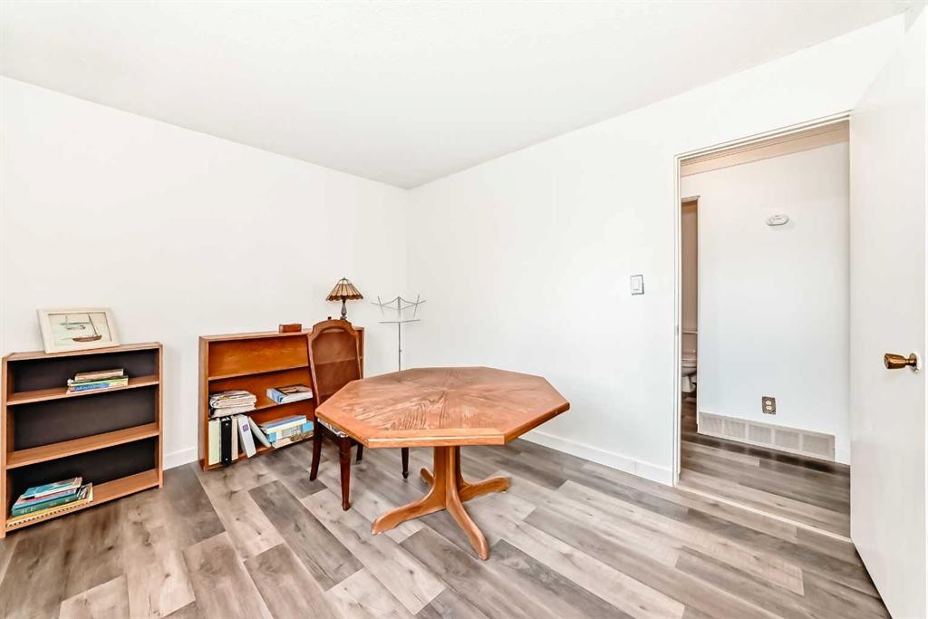 8-714 Willow Park Drive Se, Calgary, AB - Indoor
