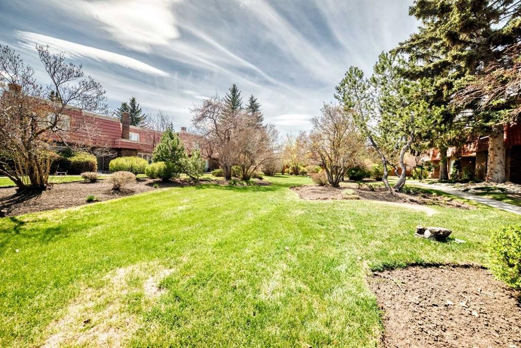 8-714 Willow Park Drive Se, Calgary, AB - Outdoor