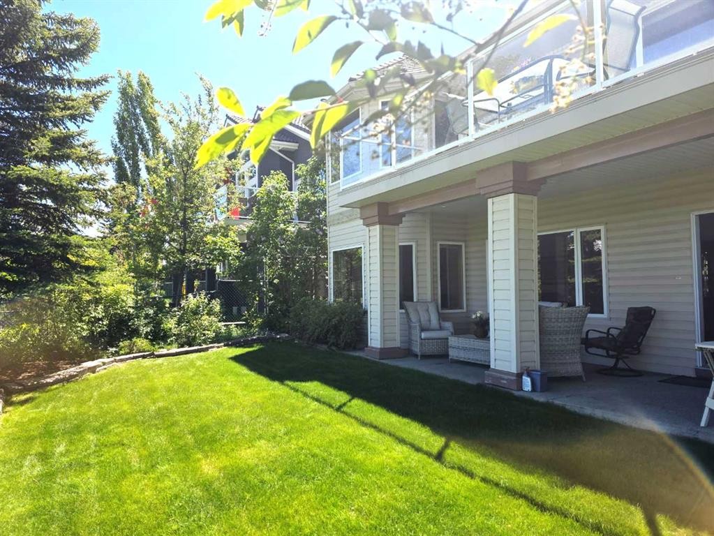 82 Valley Ridge Point Nw, Calgary, AB
