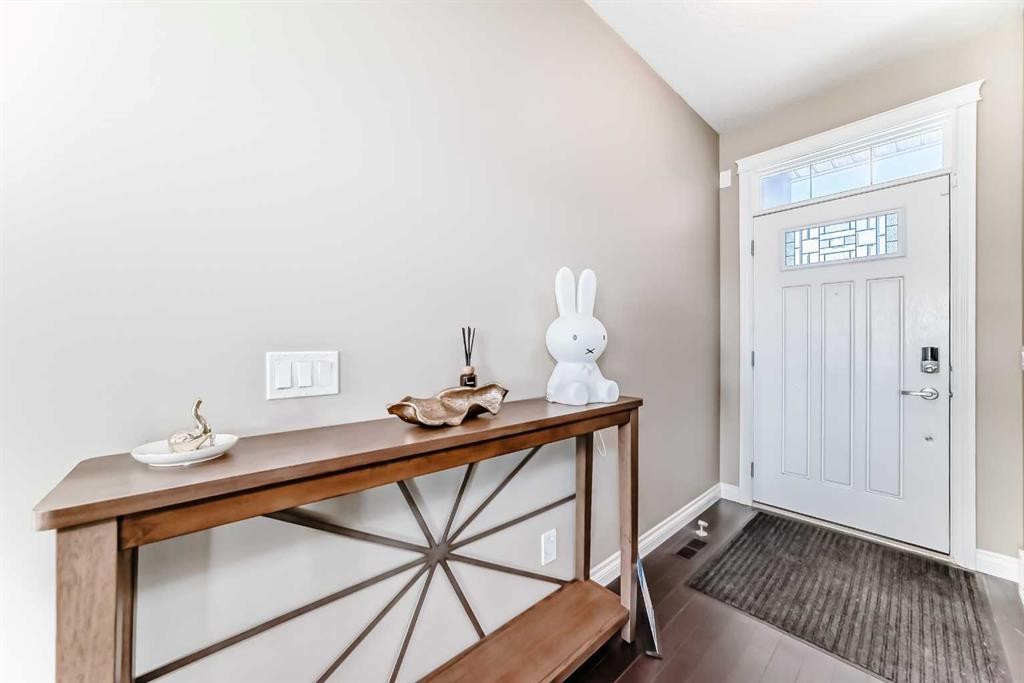 46 Nolanfield Road Nw, Calgary, AB - Indoor Photo Showing Office