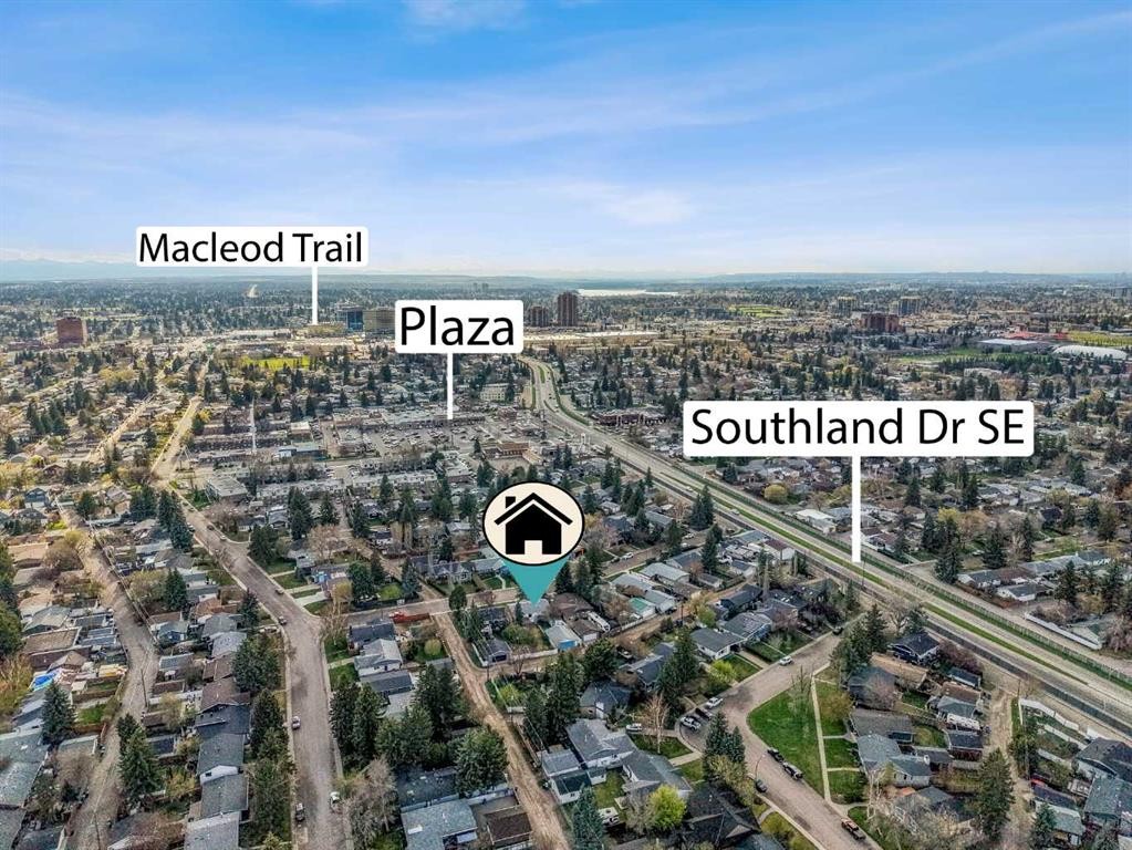 444 Woodland Crescent Se, Calgary, AB - Outdoor With View