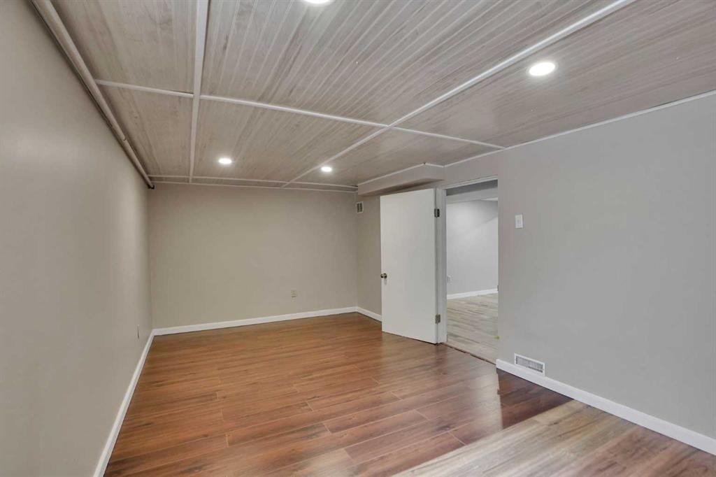 336 Whitworth Way Ne, Calgary, AB - Indoor