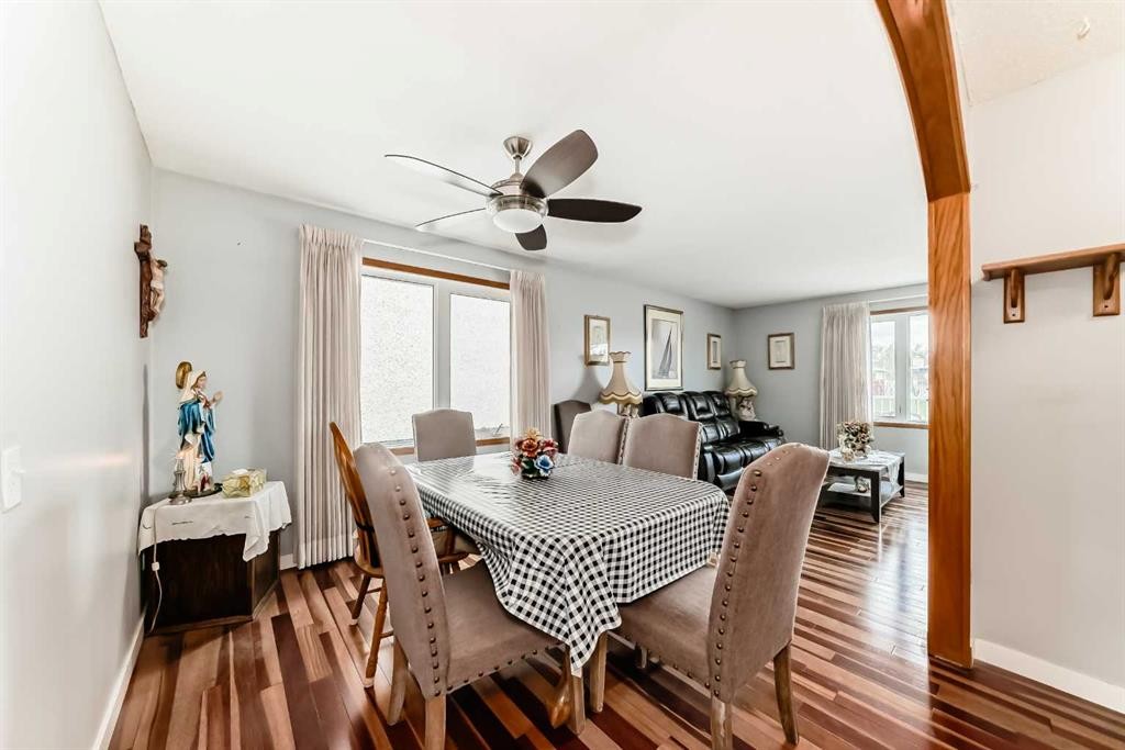 247 Huntford Way Ne, Calgary, AB - Indoor Photo Showing Dining Room