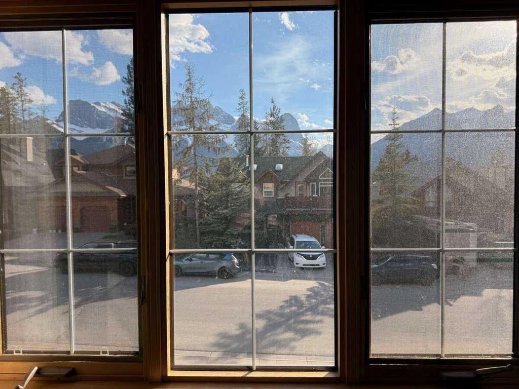 2 Terrace Place, Canmore, AB - Indoor Photo Showing Other Room