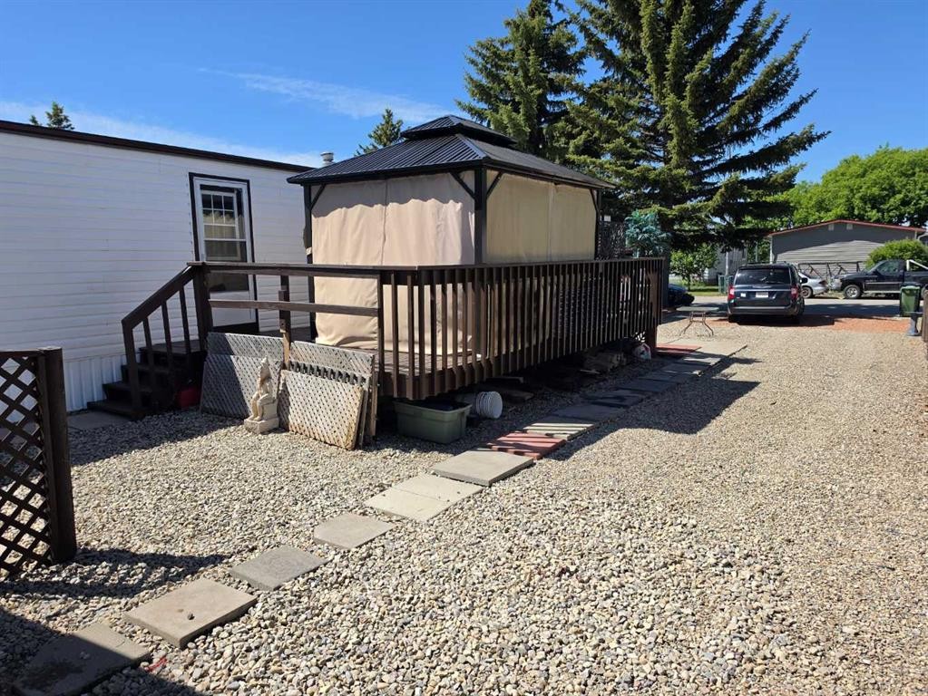 829 Bayview Road, Strathmore, AB