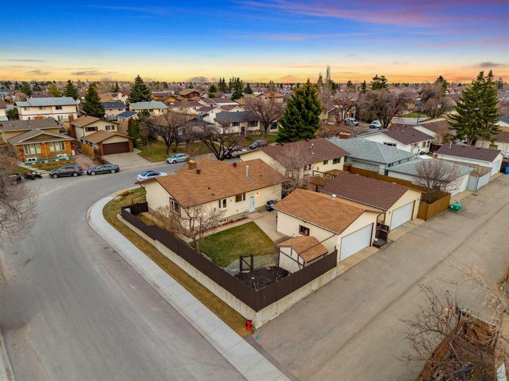 479 Templevale Drive Ne, Calgary, AB - Outdoor With View