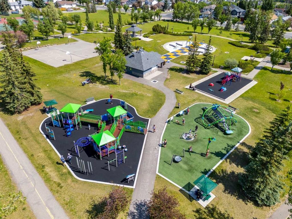 479 Templevale Drive Ne, Calgary, AB - Outdoor With View