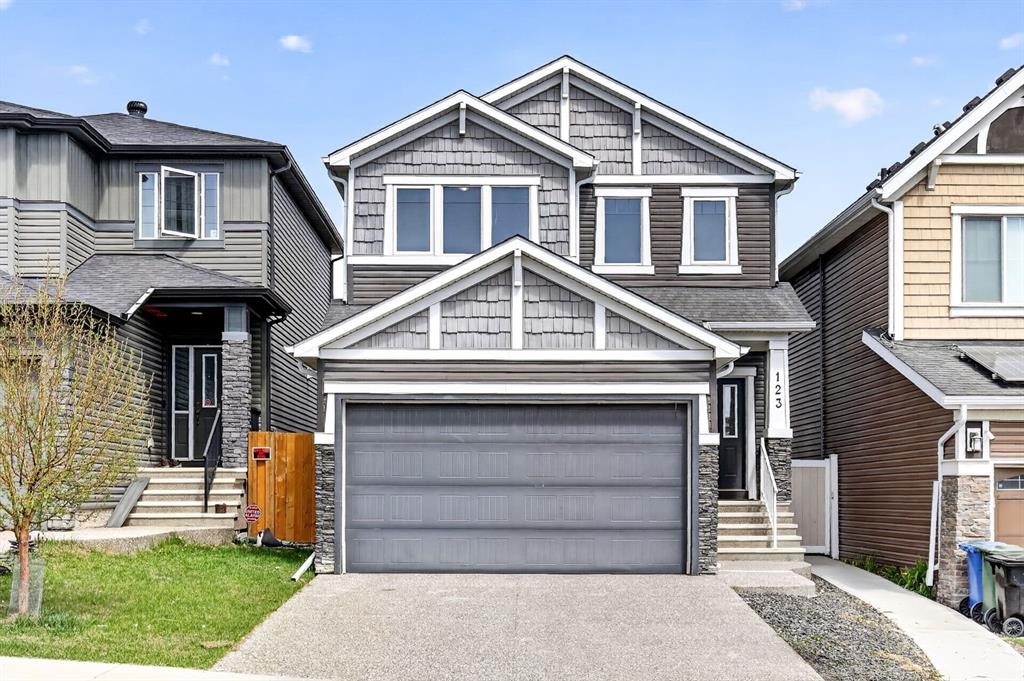 123 Evanscrest Way Nw, Calgary, AB - Outdoor With Facade