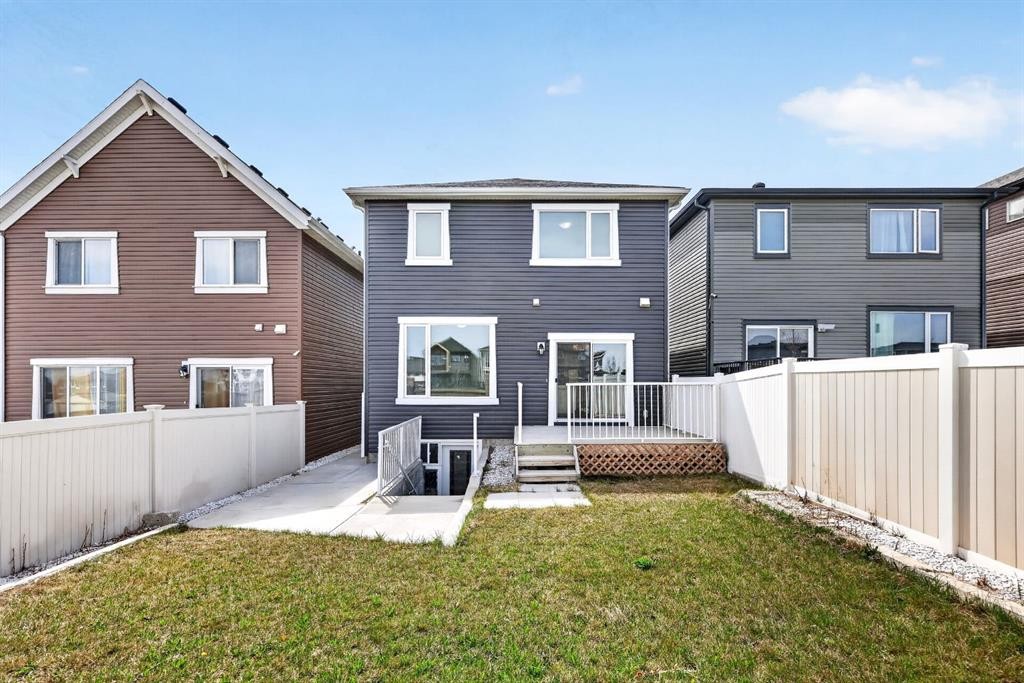123 Evanscrest Way Nw, Calgary, AB - Outdoor With Exterior