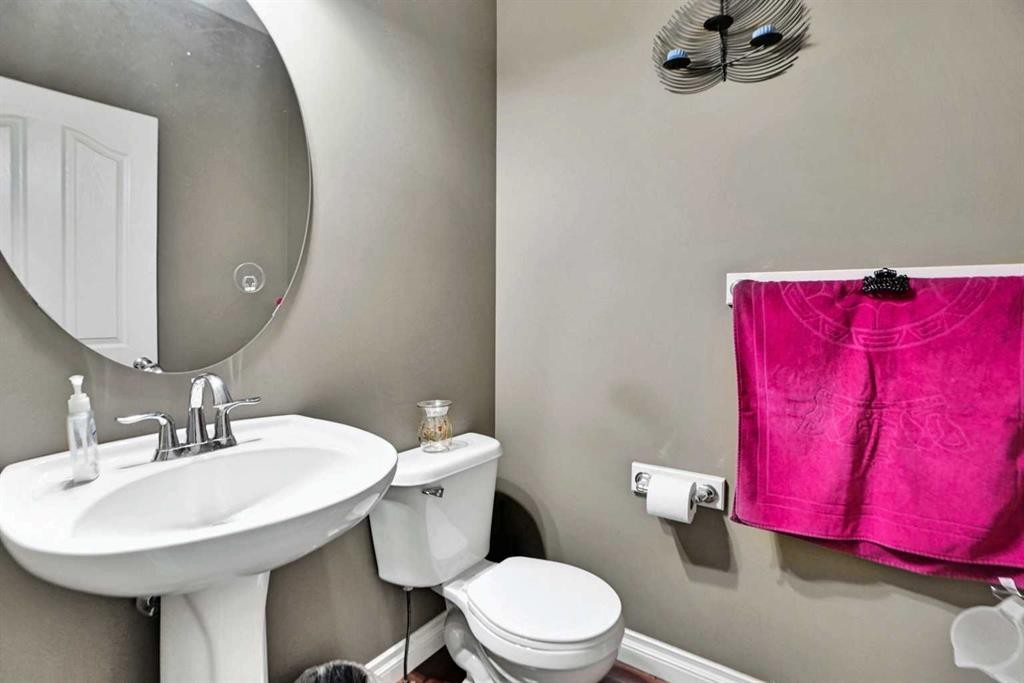 39 Skyview Shores Rise Ne, Calgary, AB - Indoor Photo Showing Bathroom