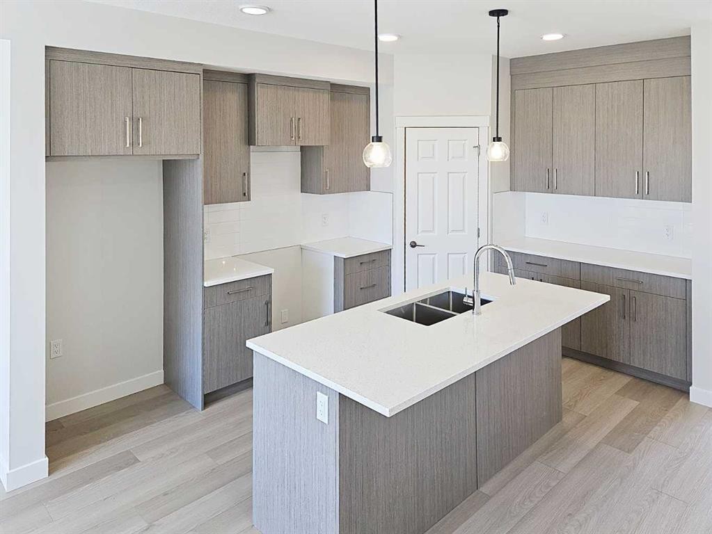 1935 Mccaskill Drive, Crossfield, AB
