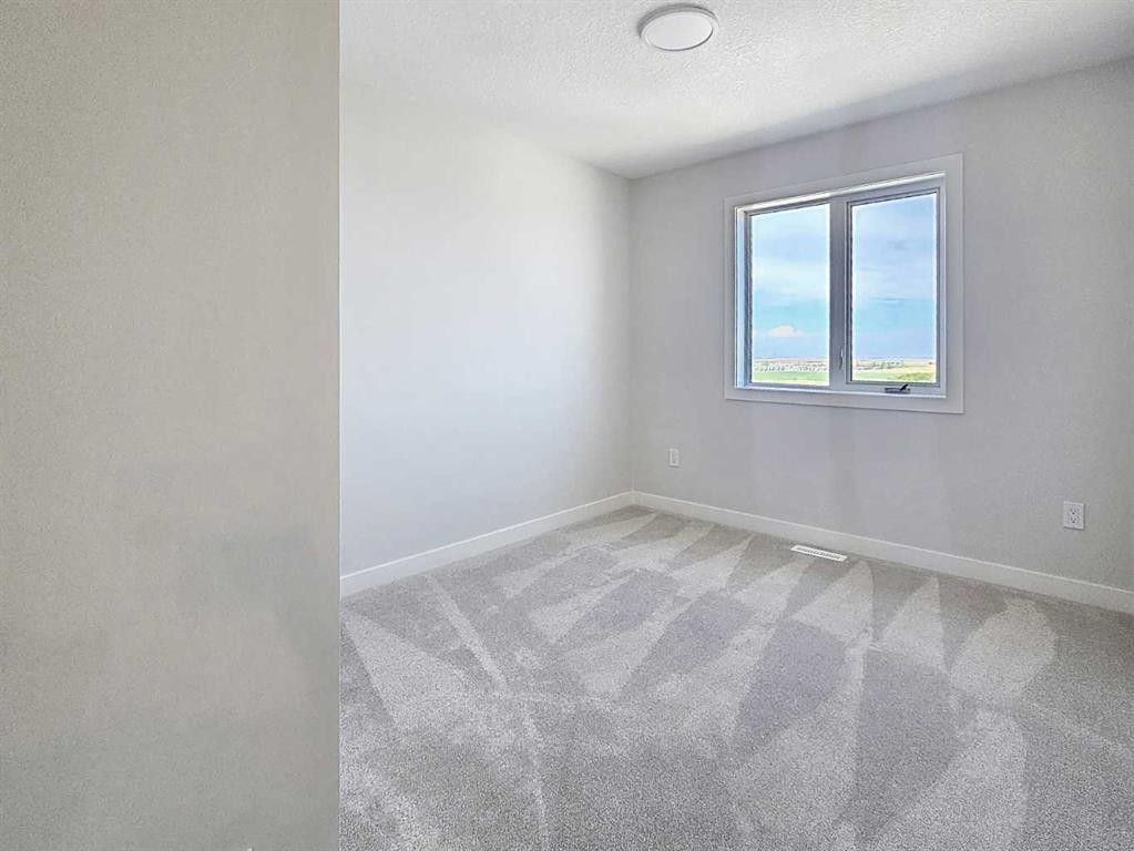1935 Mccaskill Drive, Crossfield, AB
