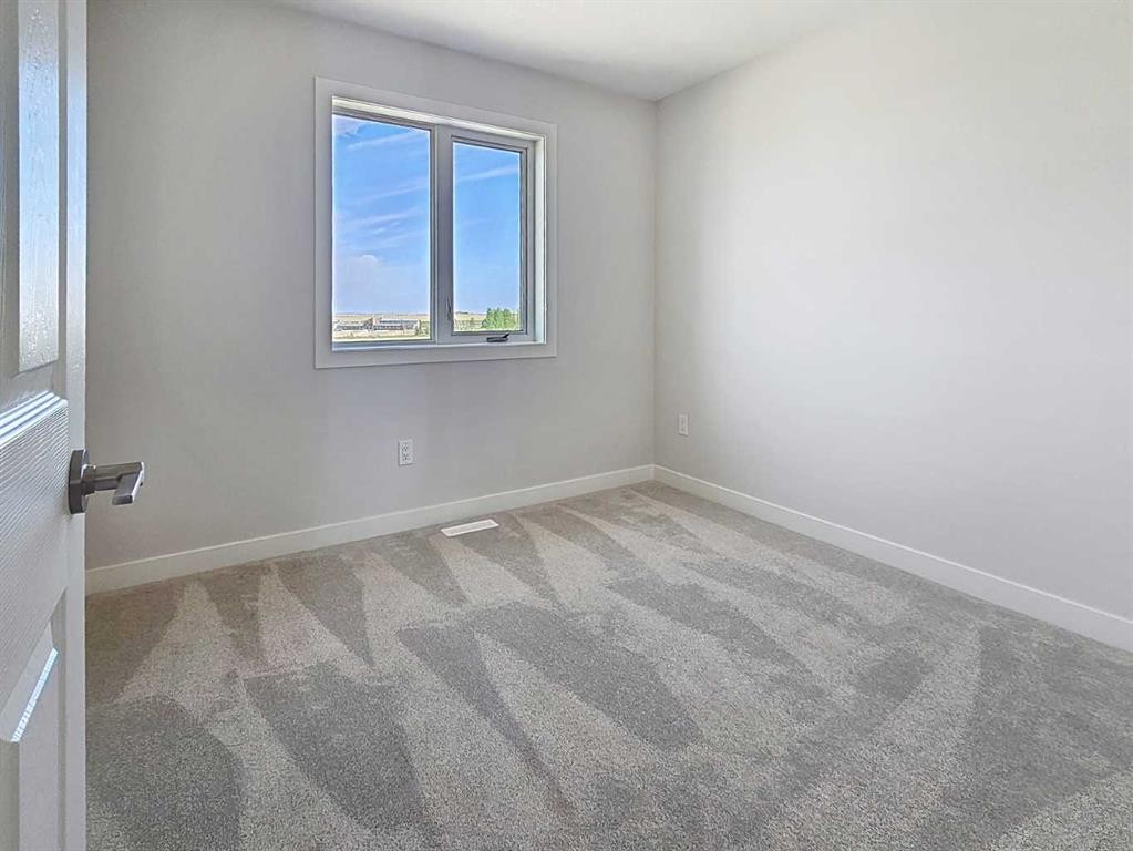 1935 Mccaskill Drive, Crossfield, AB