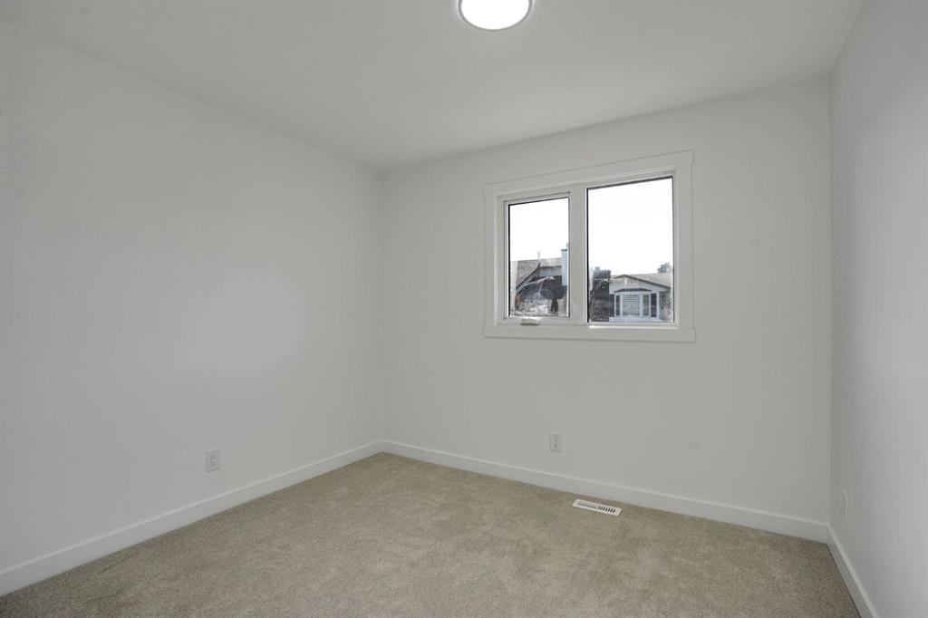 20 Templehill Crescent Ne, Calgary, AB - Indoor Photo Showing Other Room