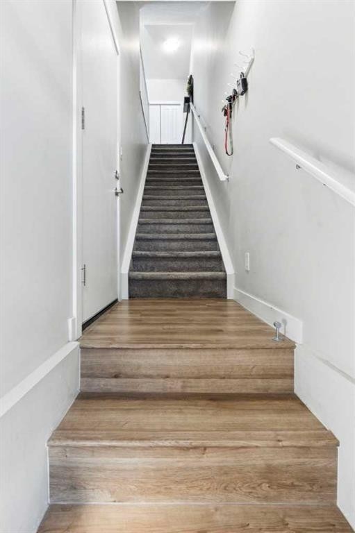 116 Seton Passage Se, Calgary, AB - Indoor Photo Showing Other Room