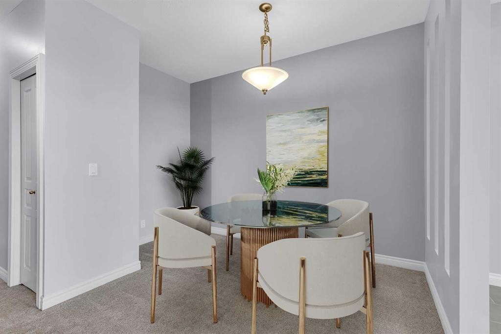7-181 Rockyledge View Nw, Calgary, AB - Indoor Photo Showing Dining Room