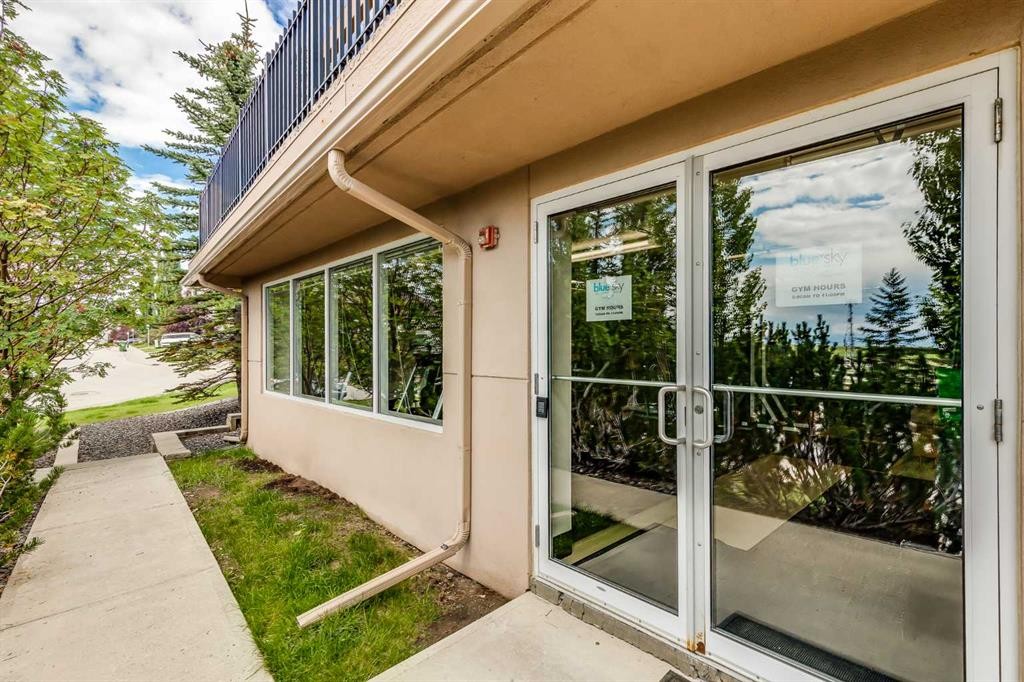 7-181 Rockyledge View Nw, Calgary, AB - Outdoor With Exterior