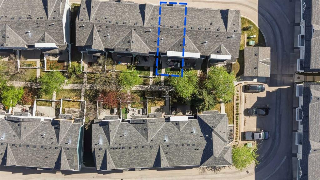 159 Mckenzie Towne Gate Se, Calgary, AB - Outdoor
