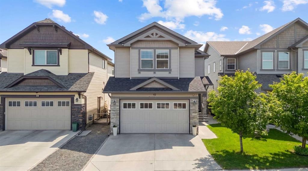 42 Skyview Point Rise Ne, Calgary, AB - Outdoor With Facade