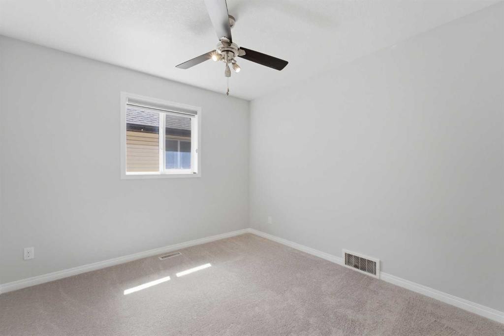 42 Skyview Point Rise Ne, Calgary, AB - Indoor Photo Showing Other Room
