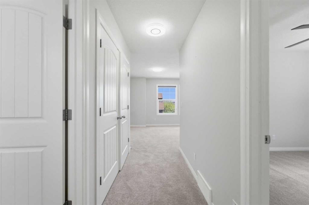 42 Skyview Point Rise Ne, Calgary, AB - Indoor Photo Showing Other Room