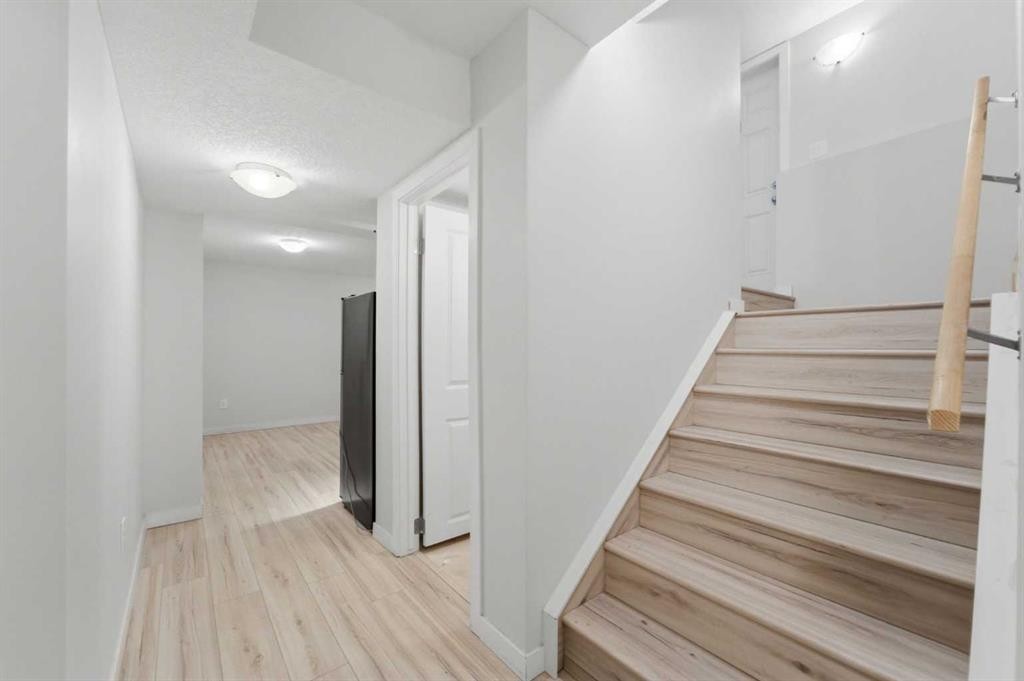 42 Skyview Point Rise Ne, Calgary, AB - Indoor Photo Showing Other Room