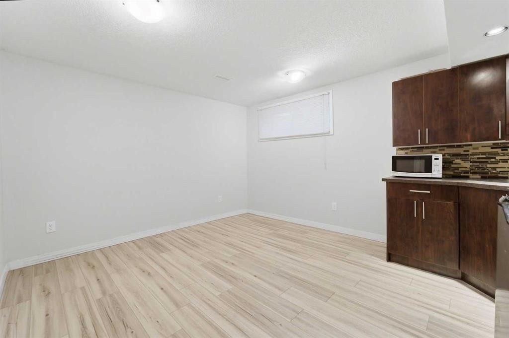 42 Skyview Point Rise Ne, Calgary, AB - Indoor Photo Showing Other Room