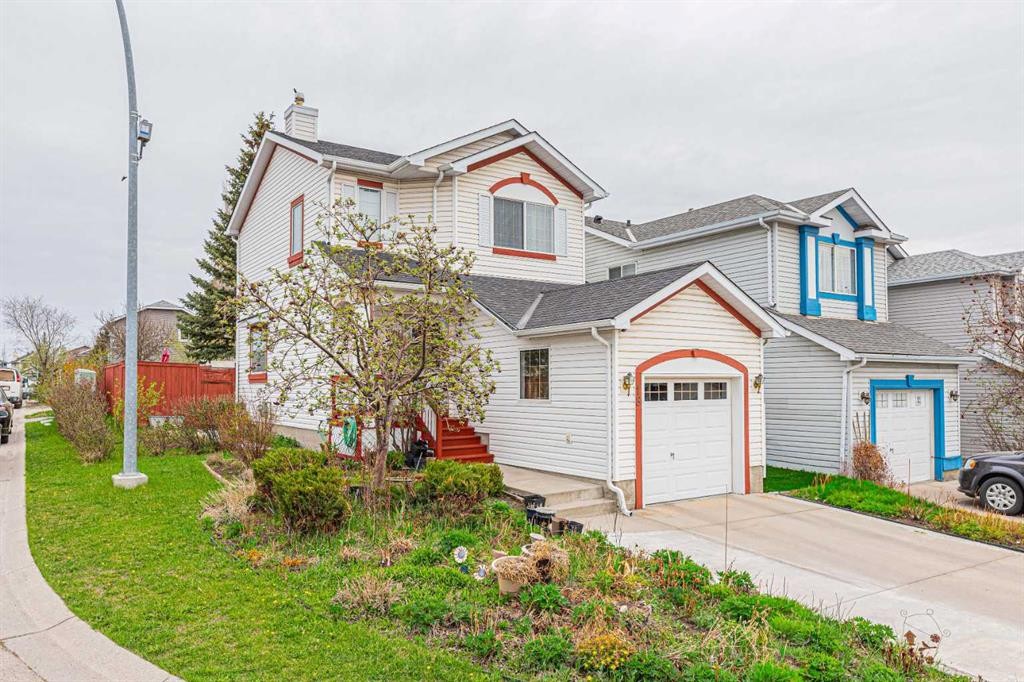 18 Coral Springs Circle Ne, Calgary, AB - Outdoor
