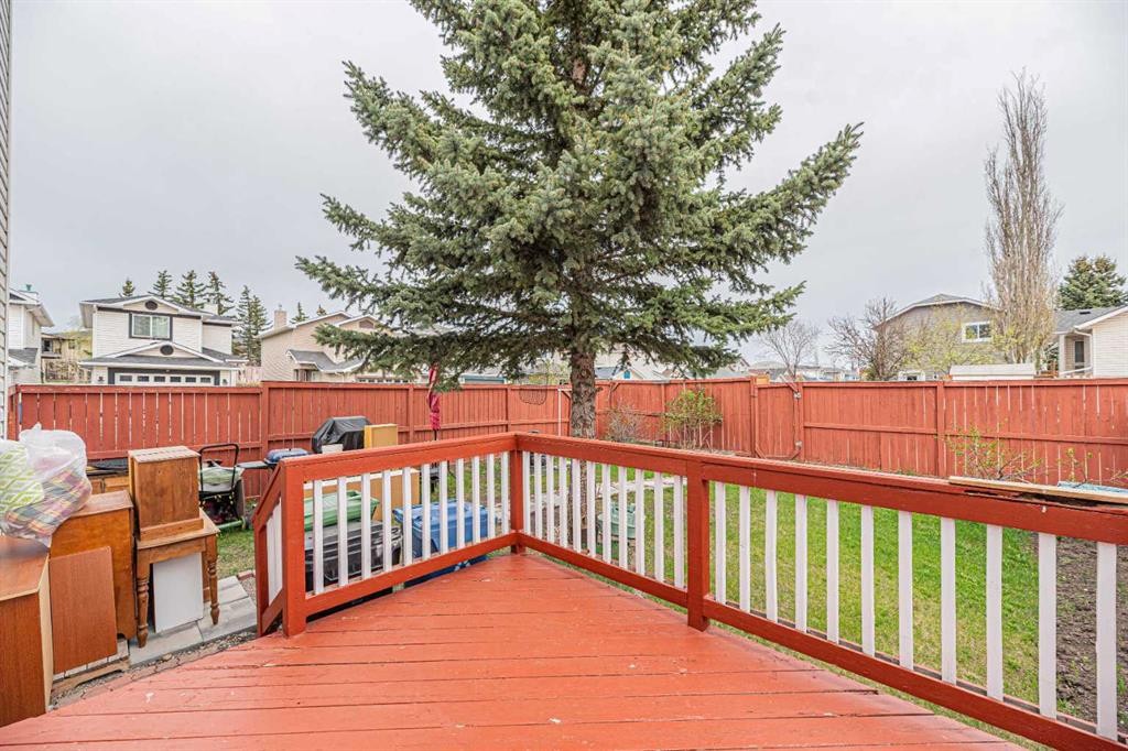 18 Coral Springs Circle Ne, Calgary, AB - Outdoor With Deck Patio Veranda With Exterior