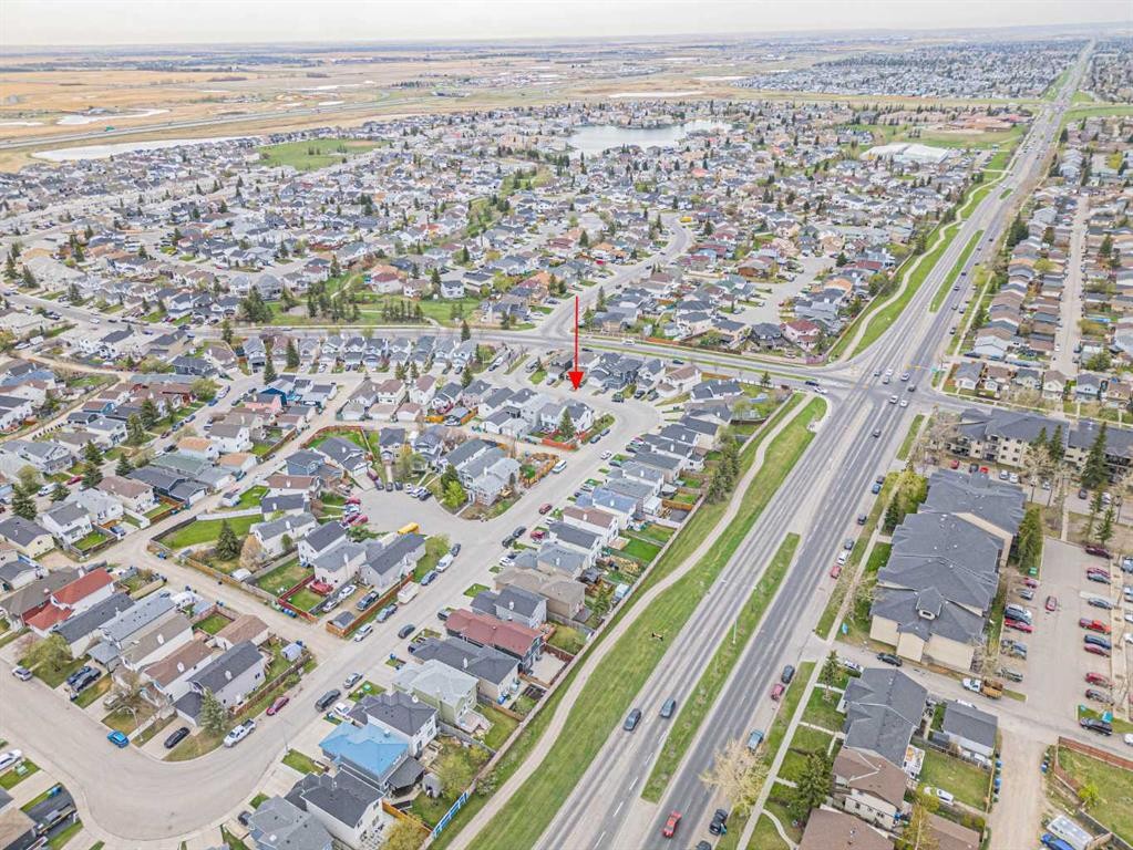 18 Coral Springs Circle Ne, Calgary, AB - Outdoor With View