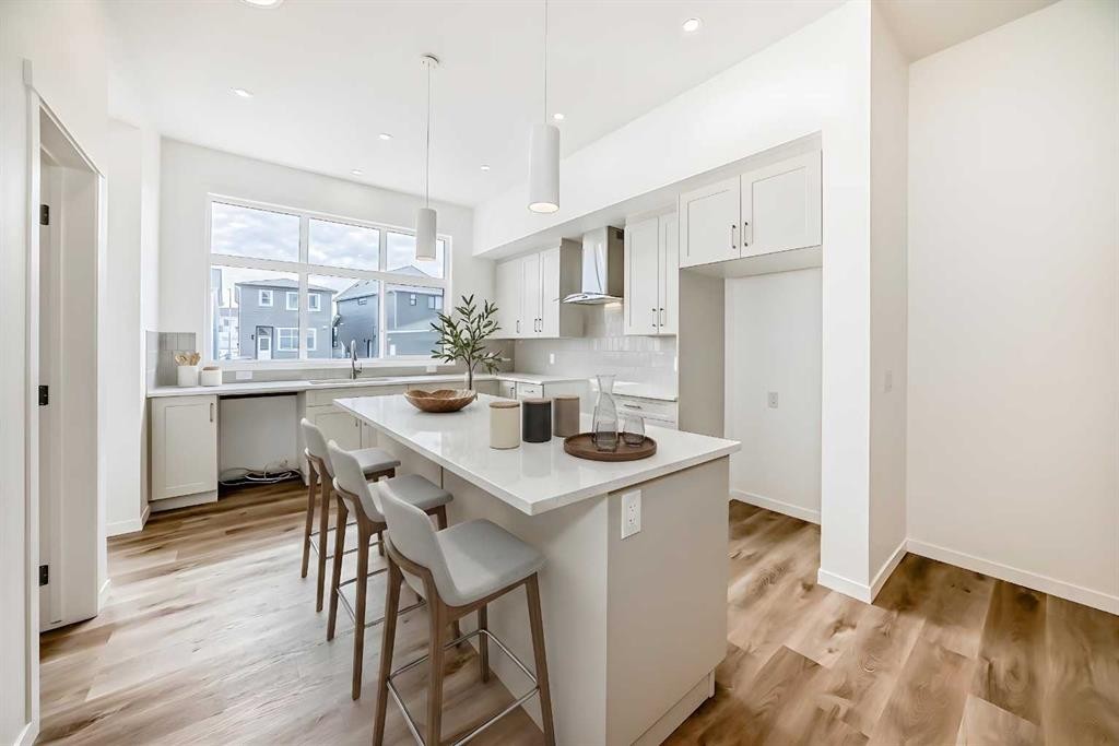 36 Mercado Road Se, Calgary, AB - Indoor Photo Showing Kitchen With Upgraded Kitchen