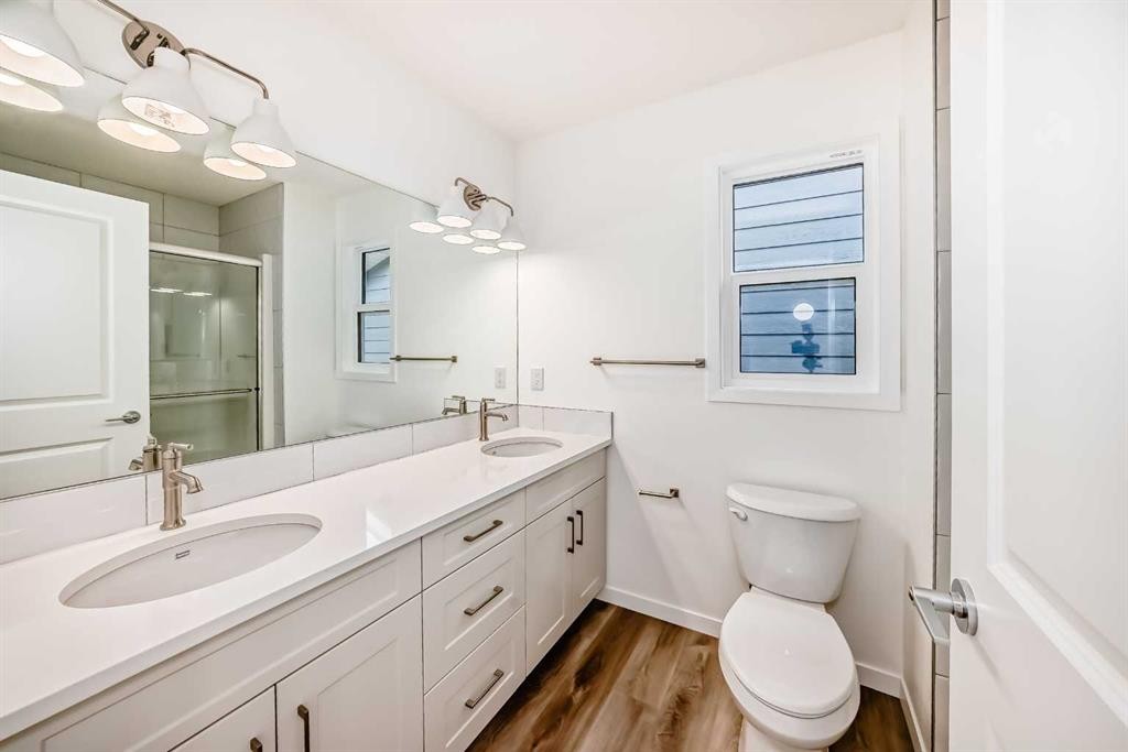 36 Mercado Road Se, Calgary, AB - Indoor Photo Showing Bathroom