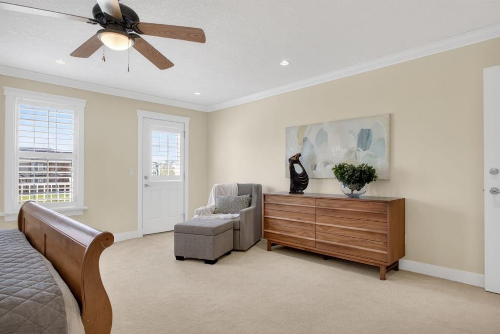 24 Ypres Mews Sw, Calgary, AB - Indoor