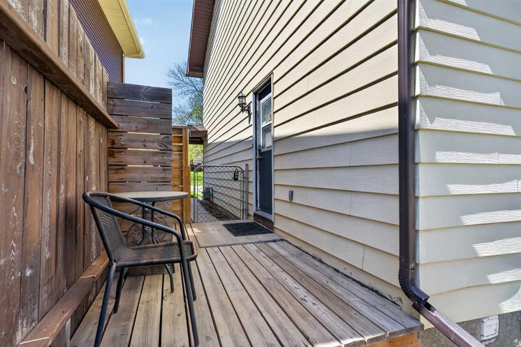 42 Berwick Rise Nw, Calgary, AB