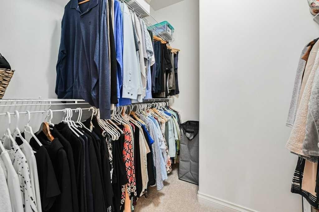 56 Discovery Woods Villas Sw, Calgary, AB - Indoor With Storage