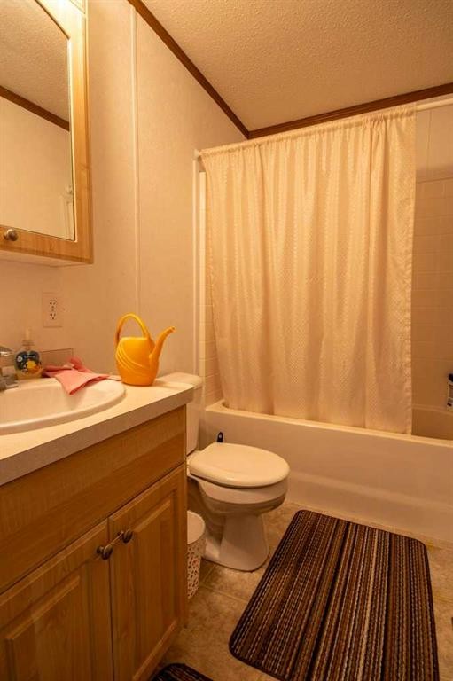 19 Noblefern Way, Sundre, AB - Indoor Photo Showing Bathroom