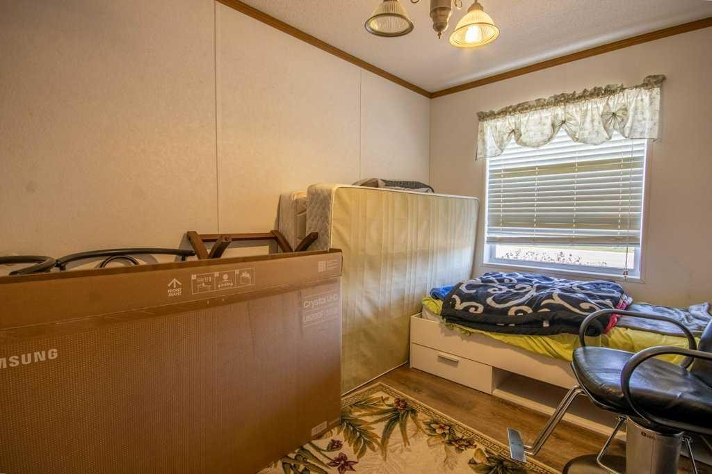 19 Noblefern Way, Sundre, AB - Indoor