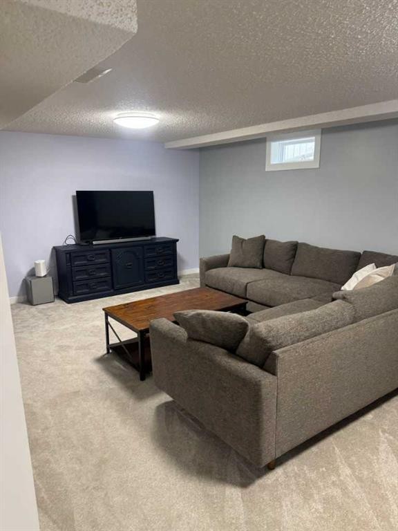 16 Woodfield Court Sw, Calgary, AB - Indoor