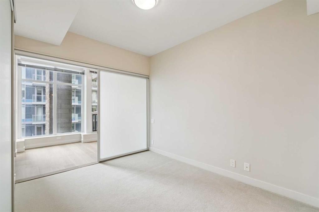 416-222 Riverfront Avenue Sw, Calgary, AB - Indoor Photo Showing Other Room