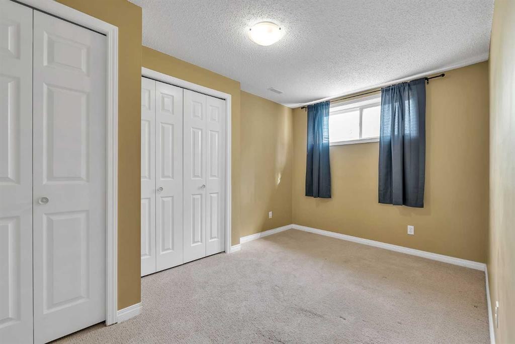 247 Evermeadow Avenue Sw, Calgary, AB - Indoor
