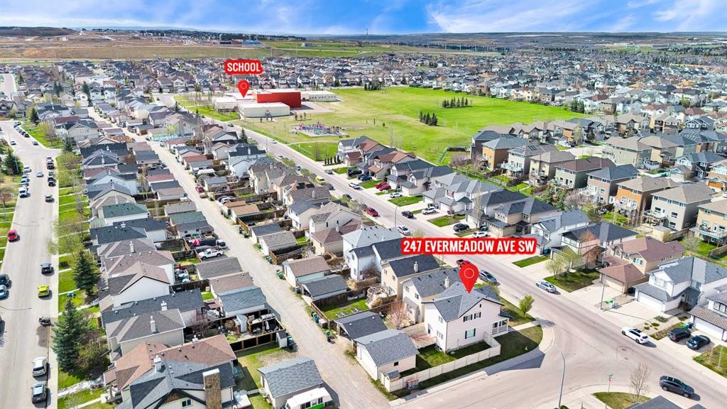 247 Evermeadow Avenue Sw, Calgary, AB - Outdoor With View
