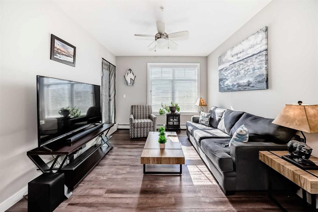 1212-3727 Sage Hill Drive Nw, Calgary, AB - Indoor Photo Showing Living Room