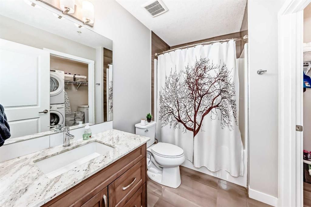 1212-3727 Sage Hill Drive Nw, Calgary, AB - Indoor Photo Showing Bathroom