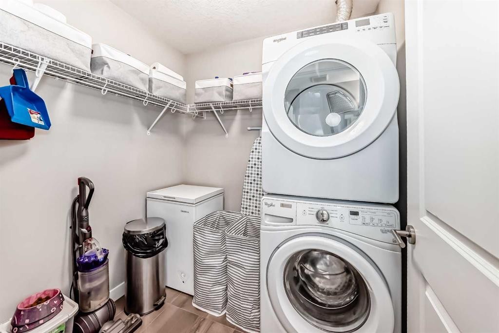 1212-3727 Sage Hill Drive Nw, Calgary, AB - Indoor Photo Showing Laundry Room